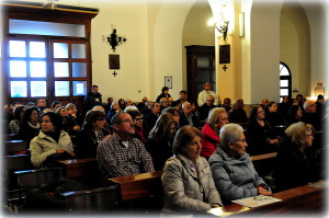 Nella Chiesa dei cappuccini, ascoltando padre Tarcisio