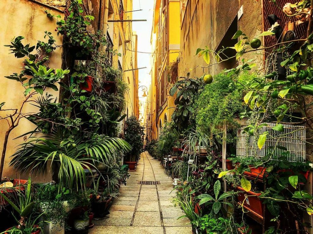 Via Stretta
