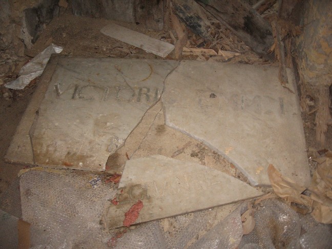 Lapide rotta