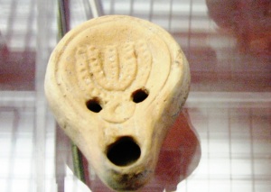 Lucerna_ebraica_con_menorah
